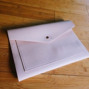 Vegan Leather Portfolio Clutch in Blush.
